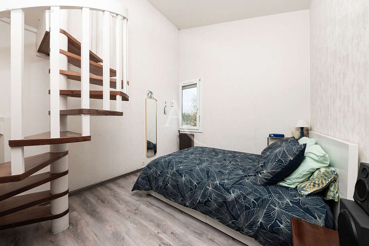 Appartement à TORCY