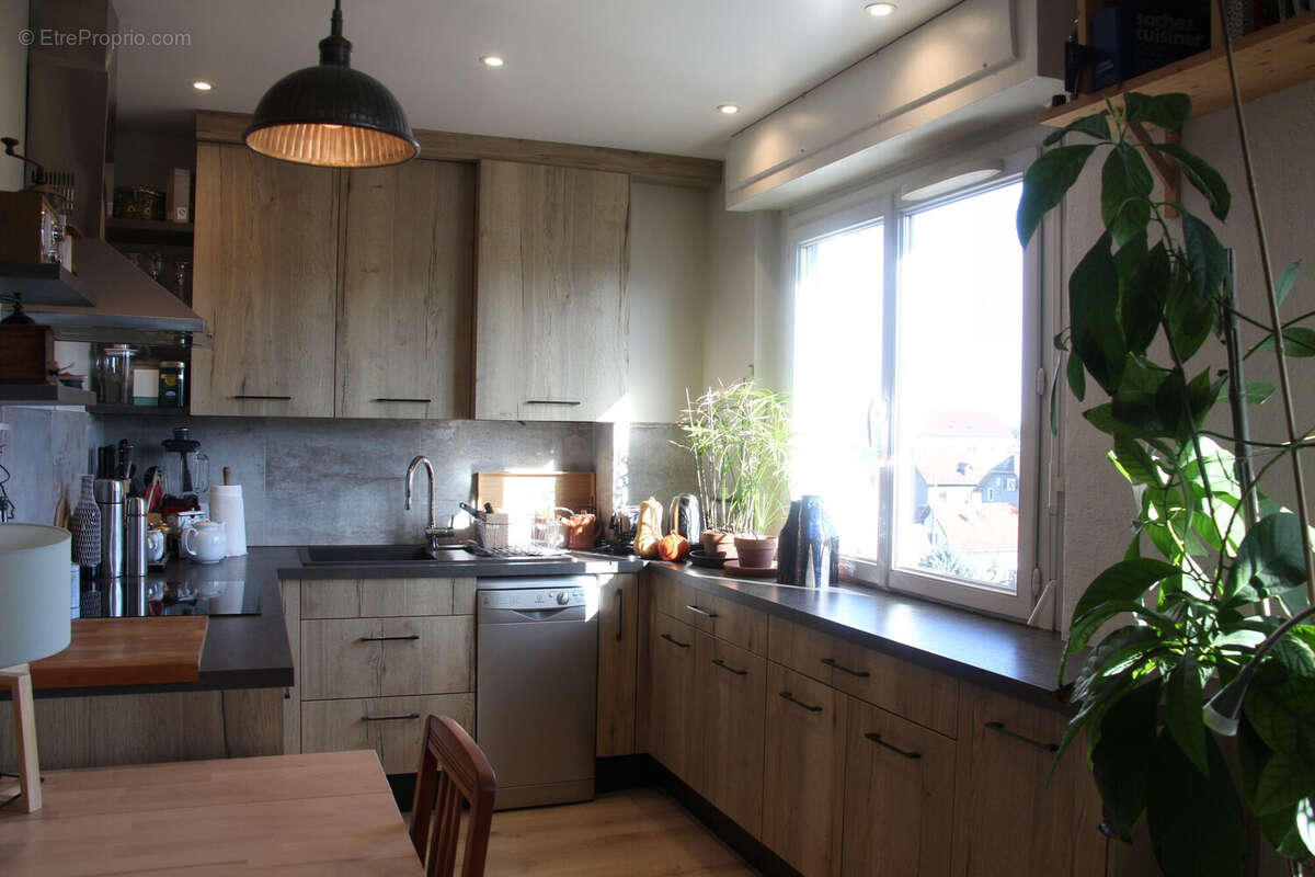 Appartement à AMBILLY