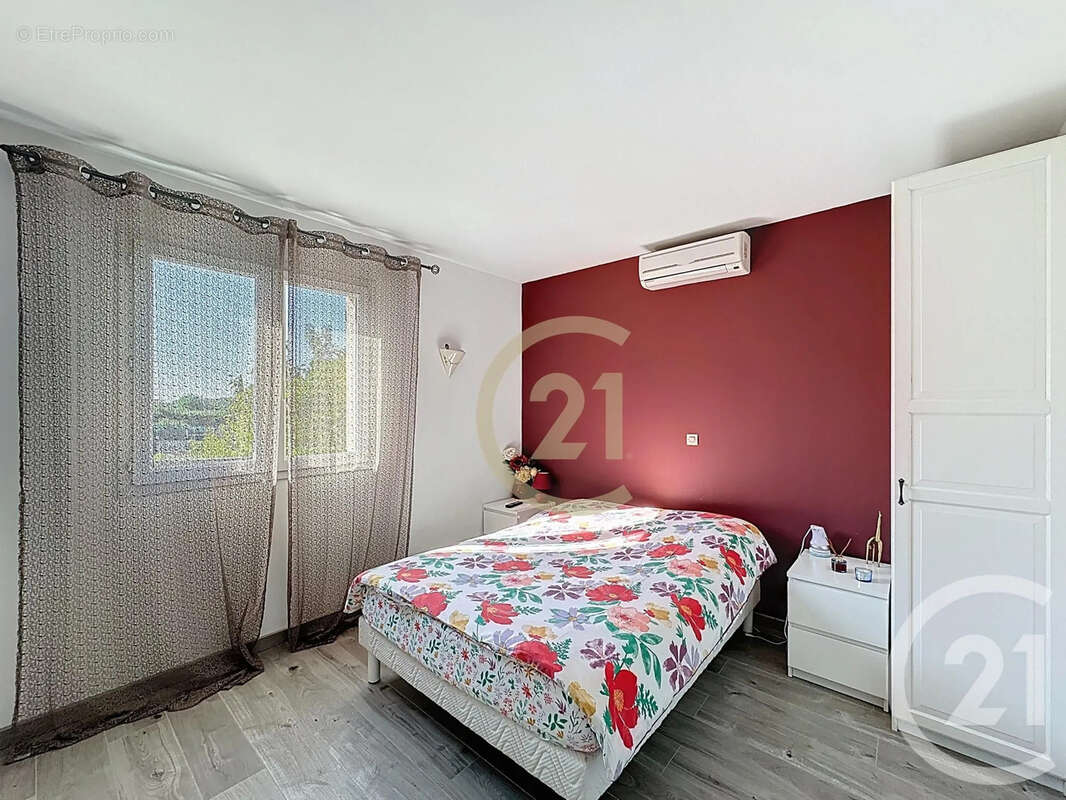 Maison 139 m² à Ledenon  - photo 8