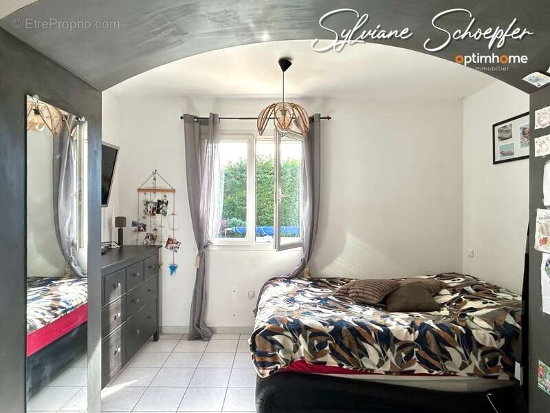 Maison à SAINT-PAUL-TROIS-CHATEAUX