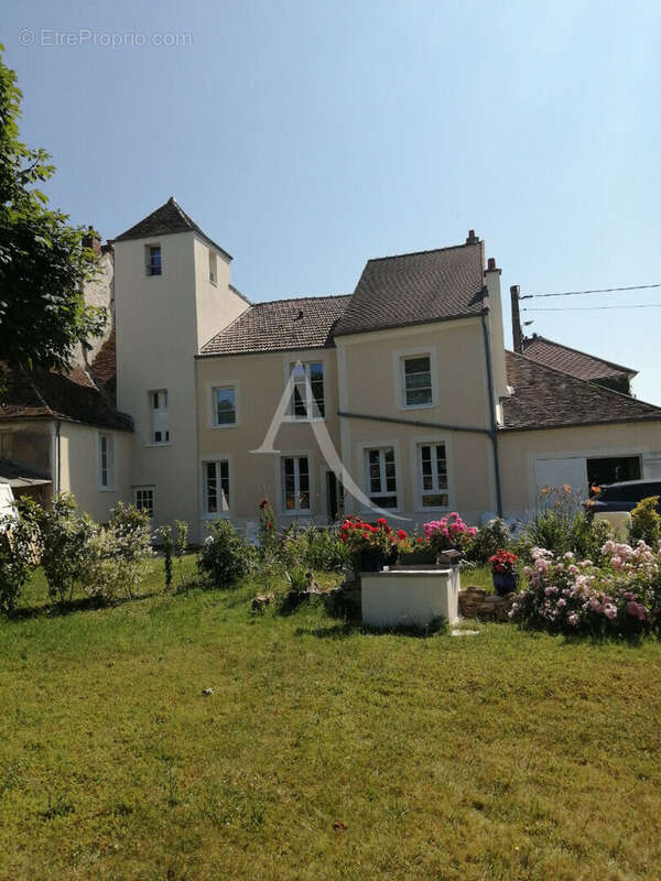 Maison à MONTCEAUX-LES-MEAUX