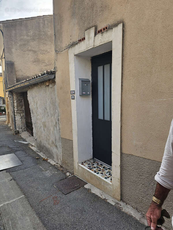 Appartement à EGUILLES