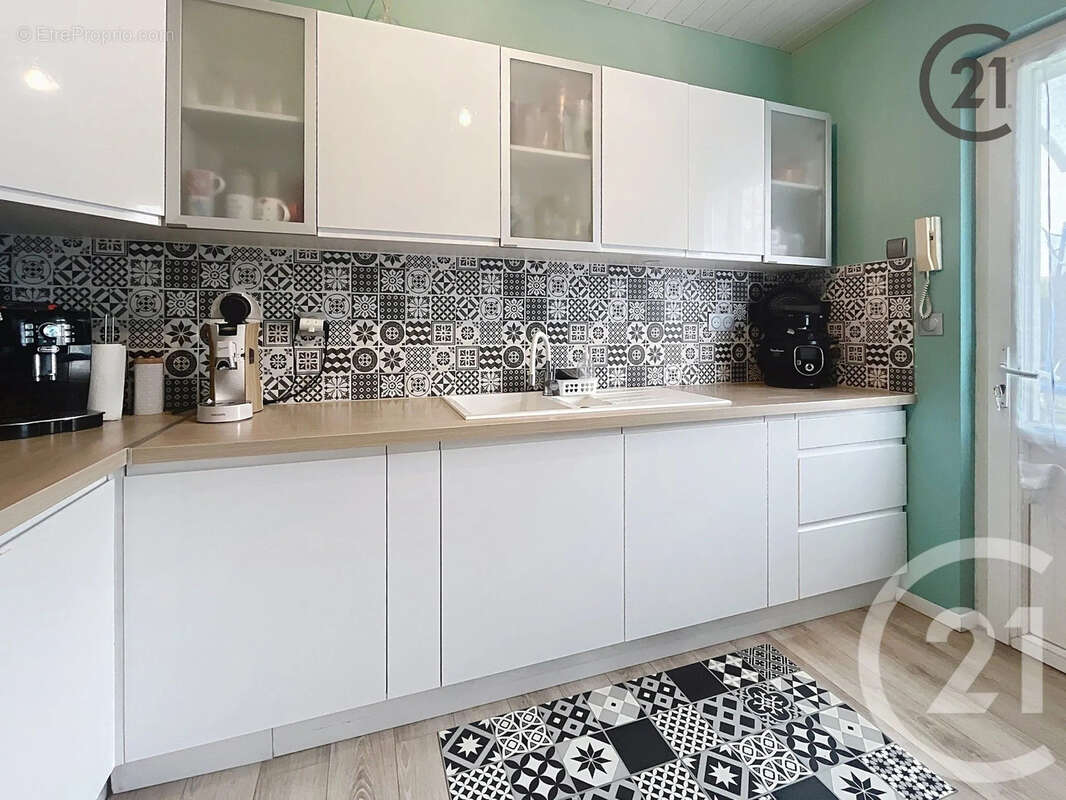 Maison à LA CHAUSSEE-SUR-MARNE