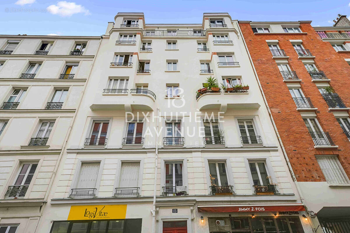 Appartement à PARIS-18E