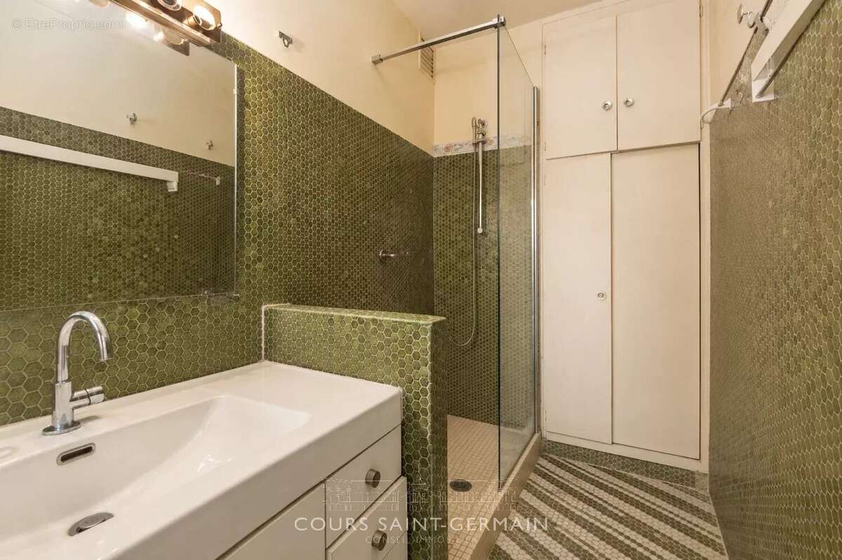 Appartement à PARIS-6E