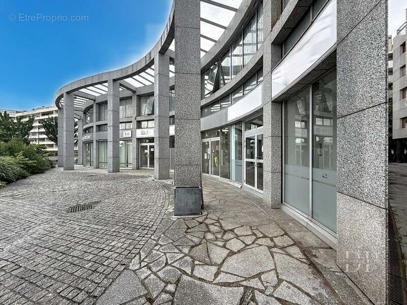 Commerce à ANNEMASSE