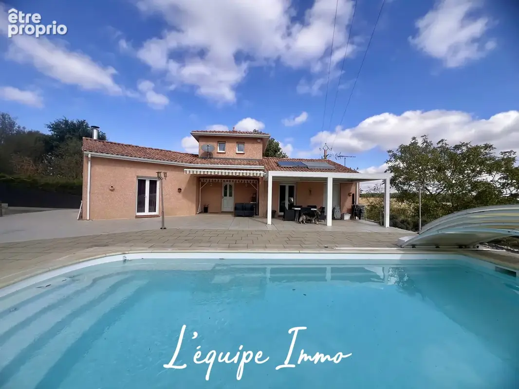 Maison familiale avec sous-sol total, piscine et terrain de 4000m2. - photo 15