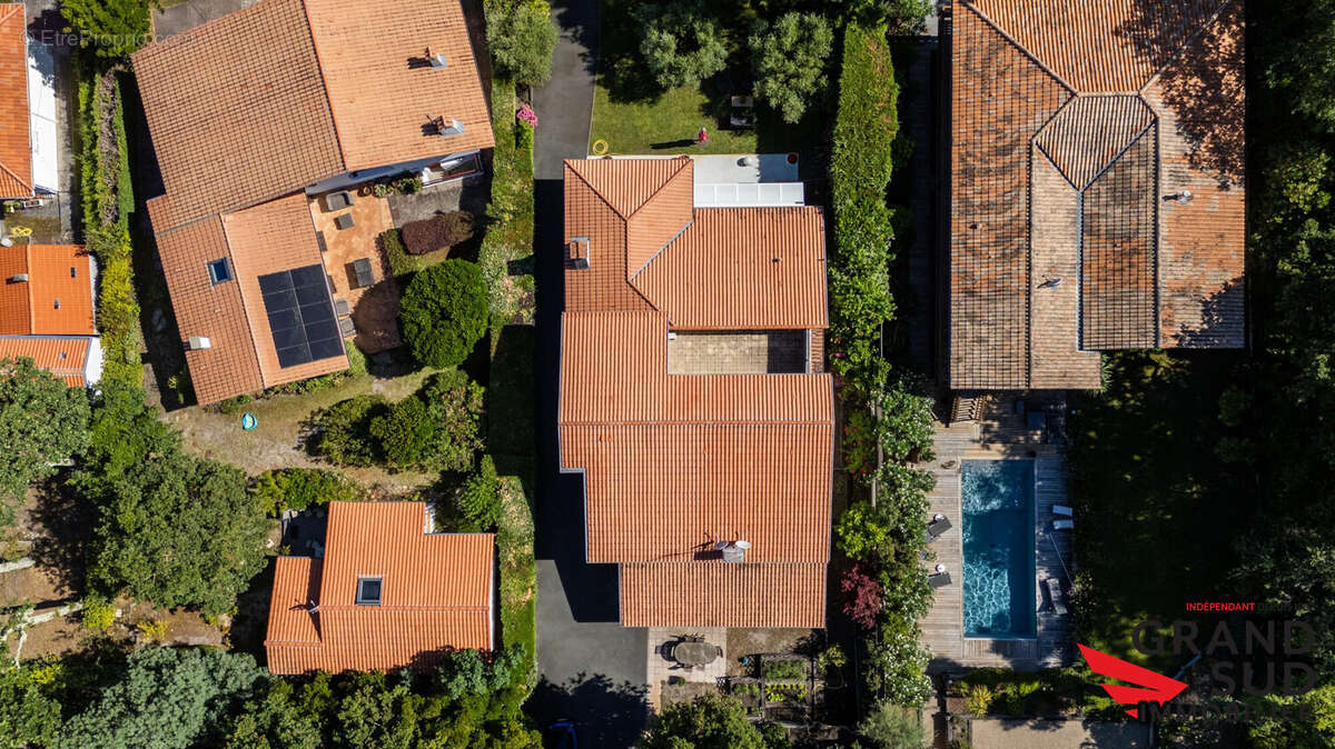 Maison 240 m² à Arcachon  - photo 4