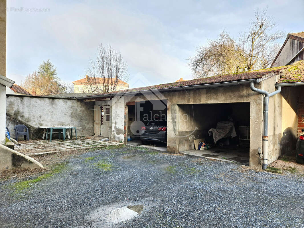 Maison à SAINT-GERMAIN-DES-FOSSES