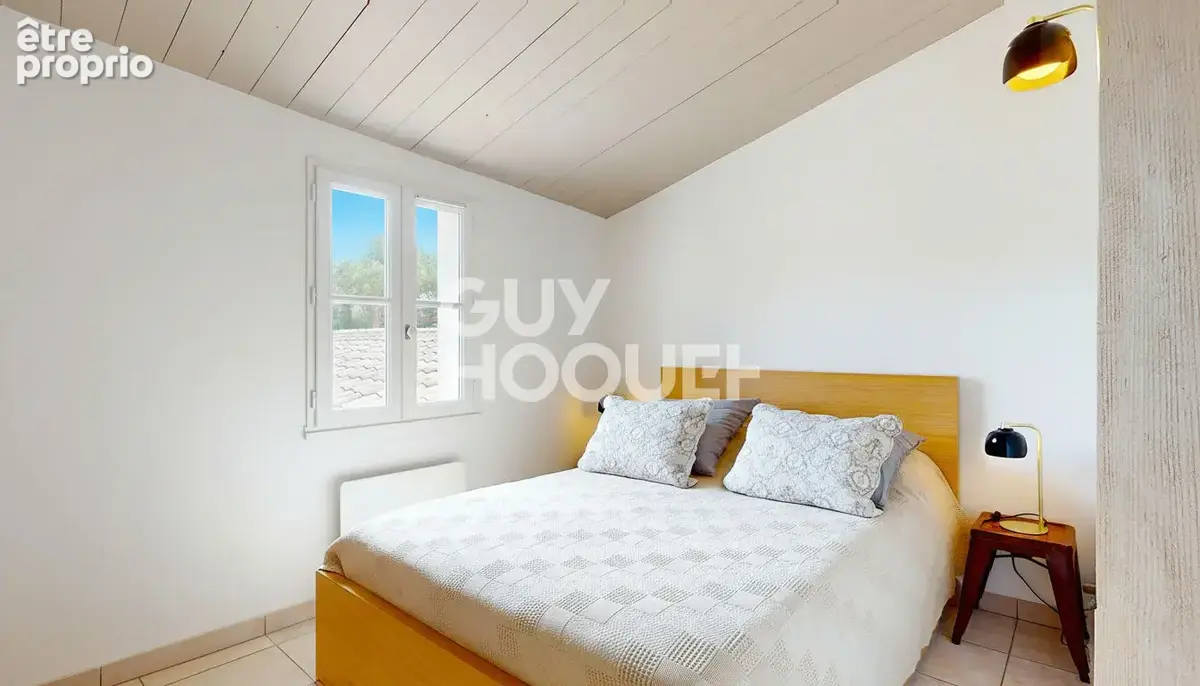 La flotte,  maison rénovée avec cour plein sud - photo 8