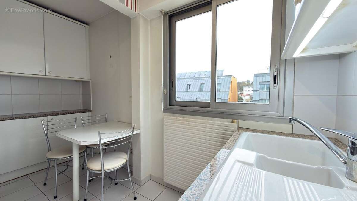 Appartement à FONTENAY-SOUS-BOIS