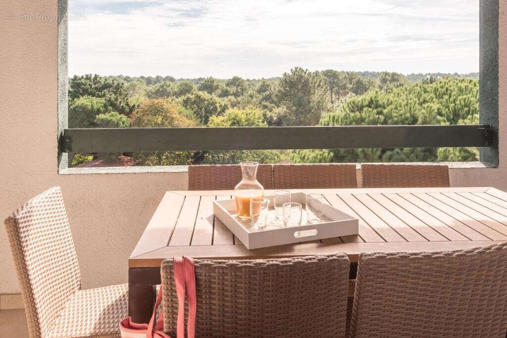 Appartement à MOLIETS-ET-MAA