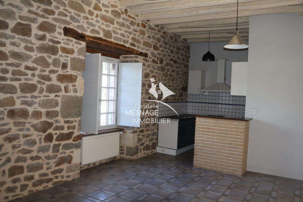 À Vendre chez Christelle Mesnage Immobilier : AU PORT DE - photo 7