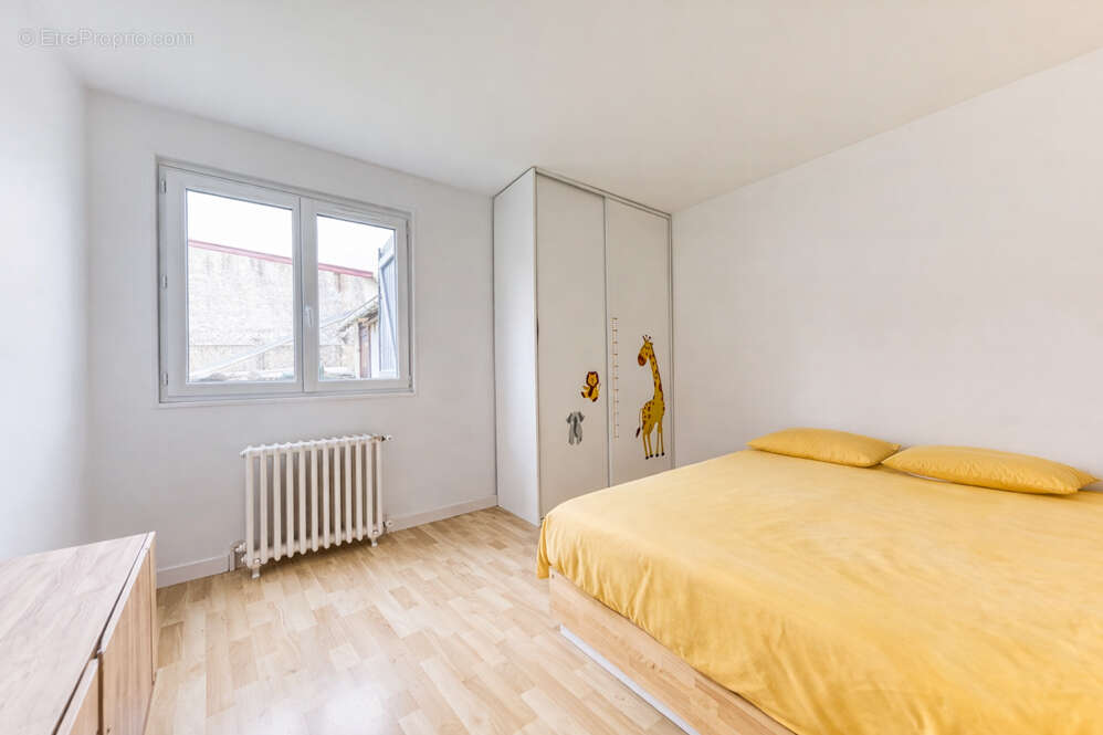 Maison à OZOIR-LA-FERRIERE