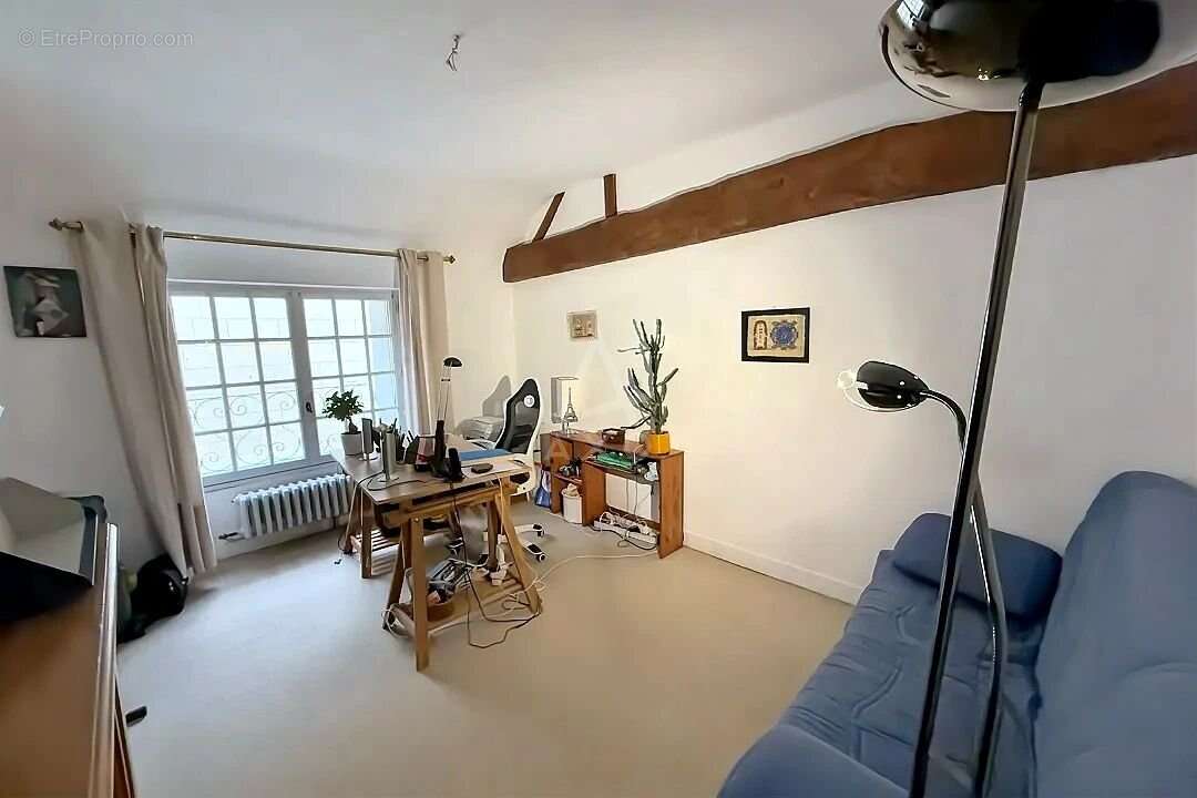 Maison à LE COUDRAY-MACOUARD