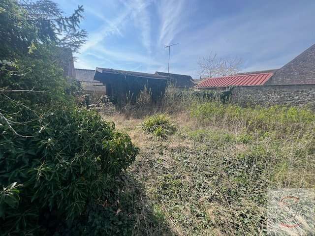 Terrain à OYSONVILLE