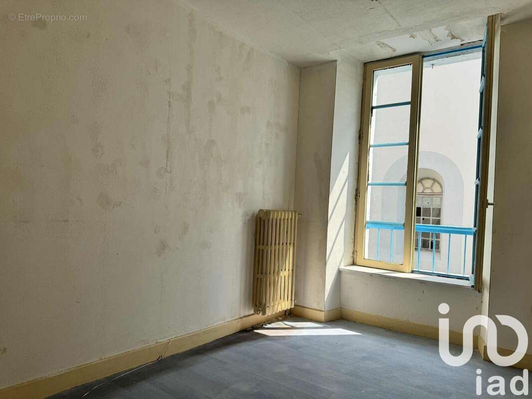 Photo 4 - Appartement à AURILLAC