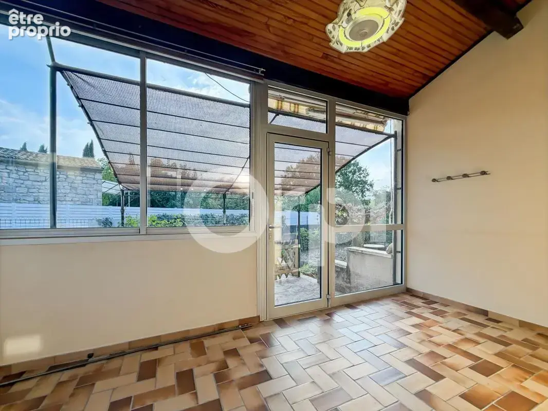Maison À Vendre sur beau terrain - photo 4