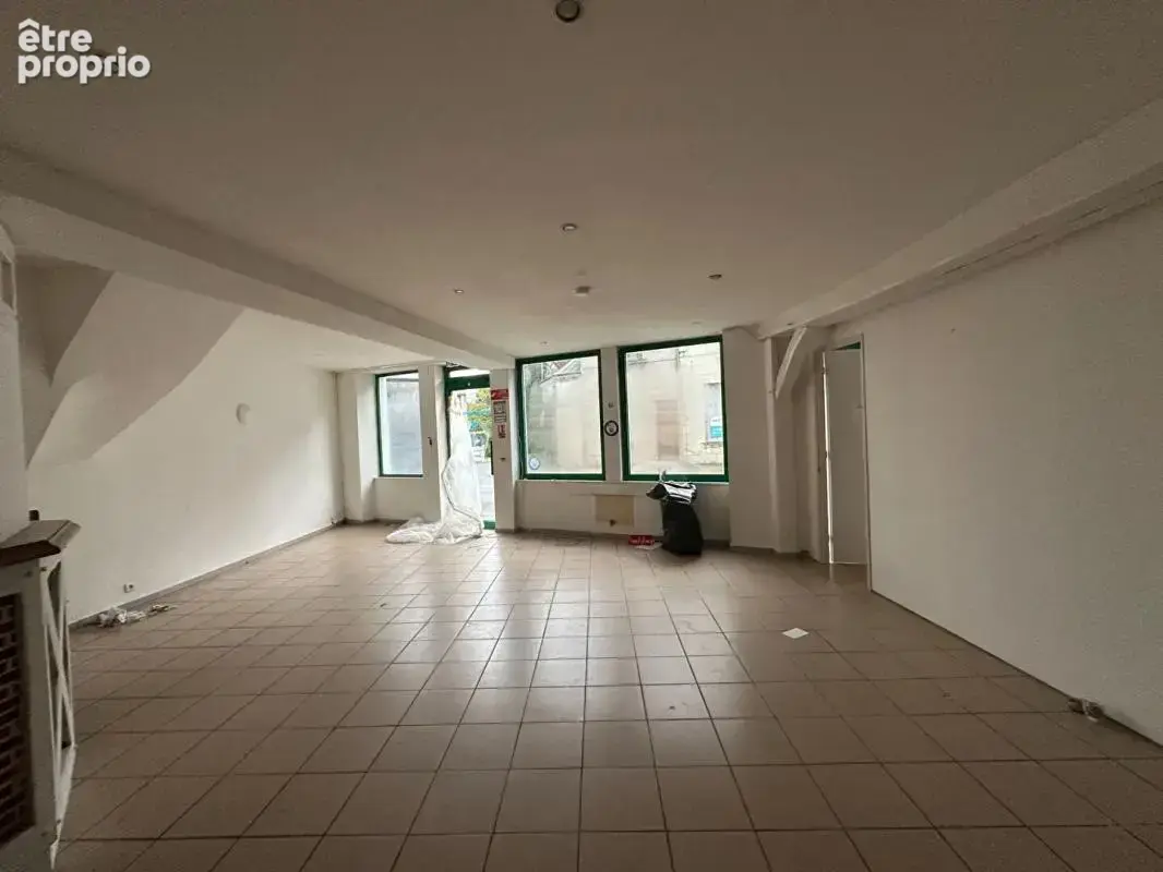 Immeuble atypique à fort potentiel - Usage mixte possible de 180 m² à Valençay (36600) - photo 4