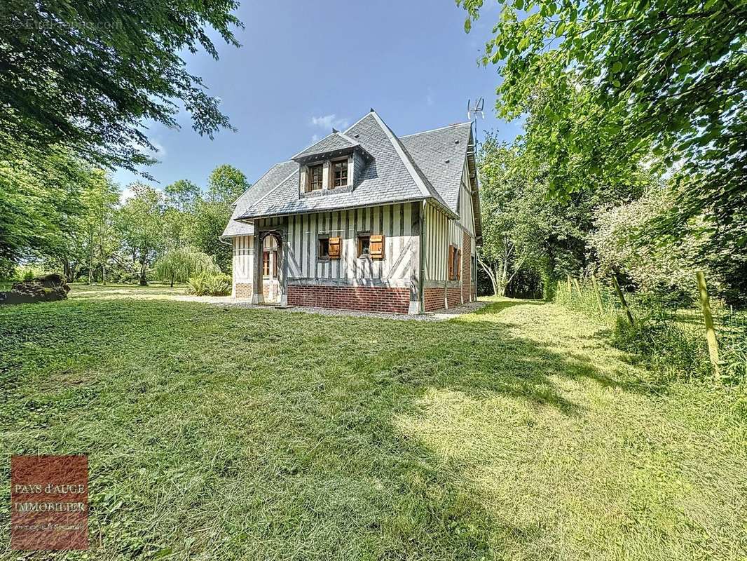Maison à AVERNES-SAINT-GOURGON