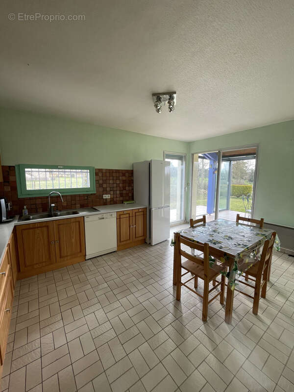 Maison à LES HAUTS-DE-CHEE