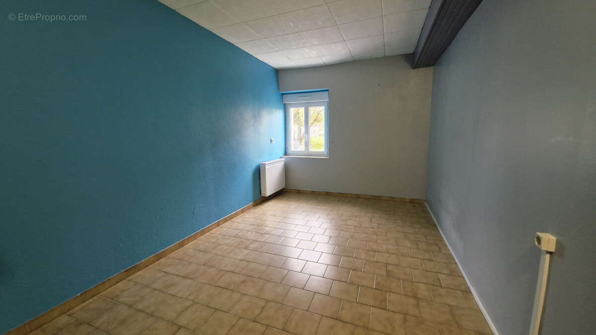 Maison à THORIGNE-SUR-DUE