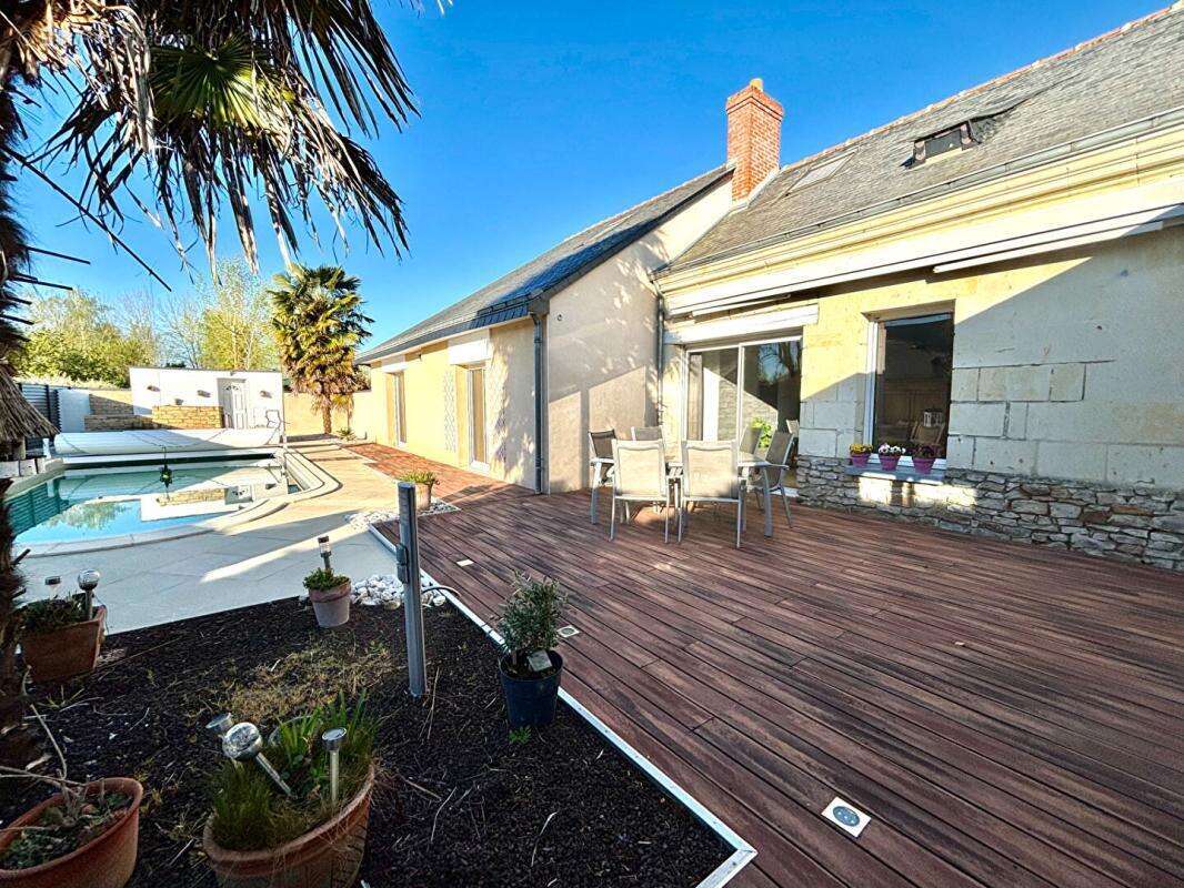 Maison 7 pièce(s) 175 m2 avec piscine - photo 4