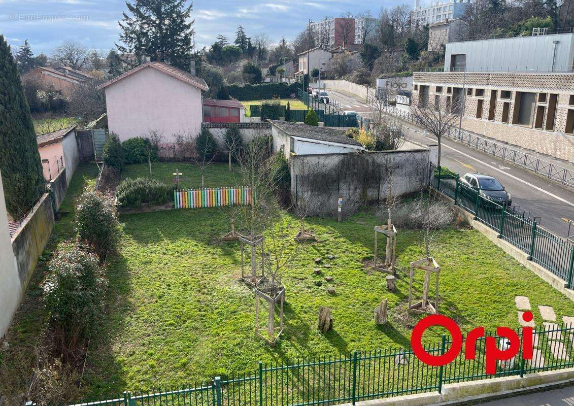 Appartement à VENISSIEUX