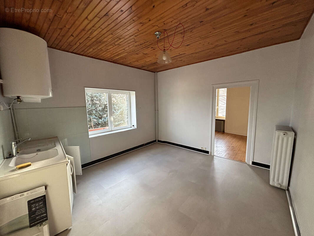 Appartement à BRINDAS