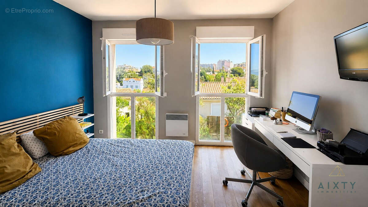 Appartement à MARSEILLE-7E