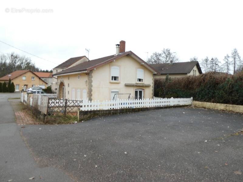 Maison à DEYVILLERS