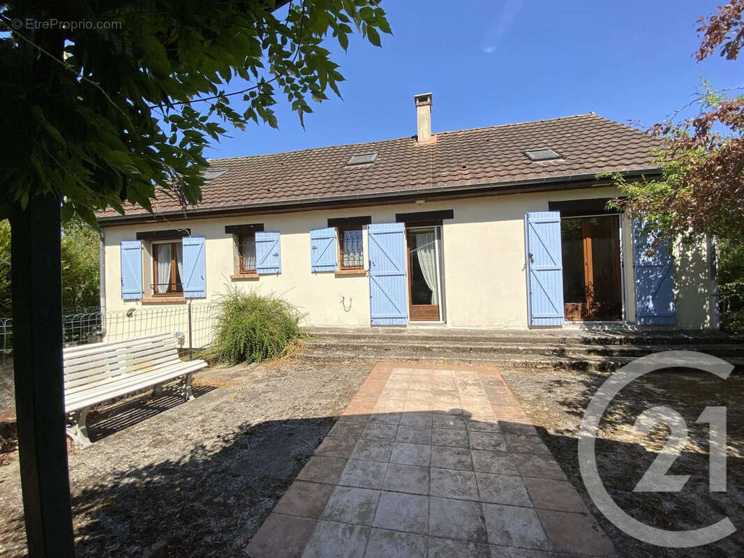Maison 154 m² à Boulleret  - photo 2