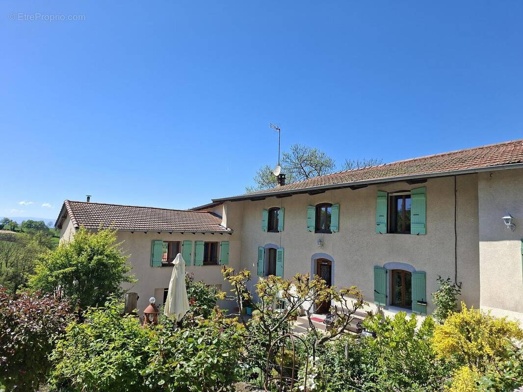 Photo 1 - Maison à PANISSIERES