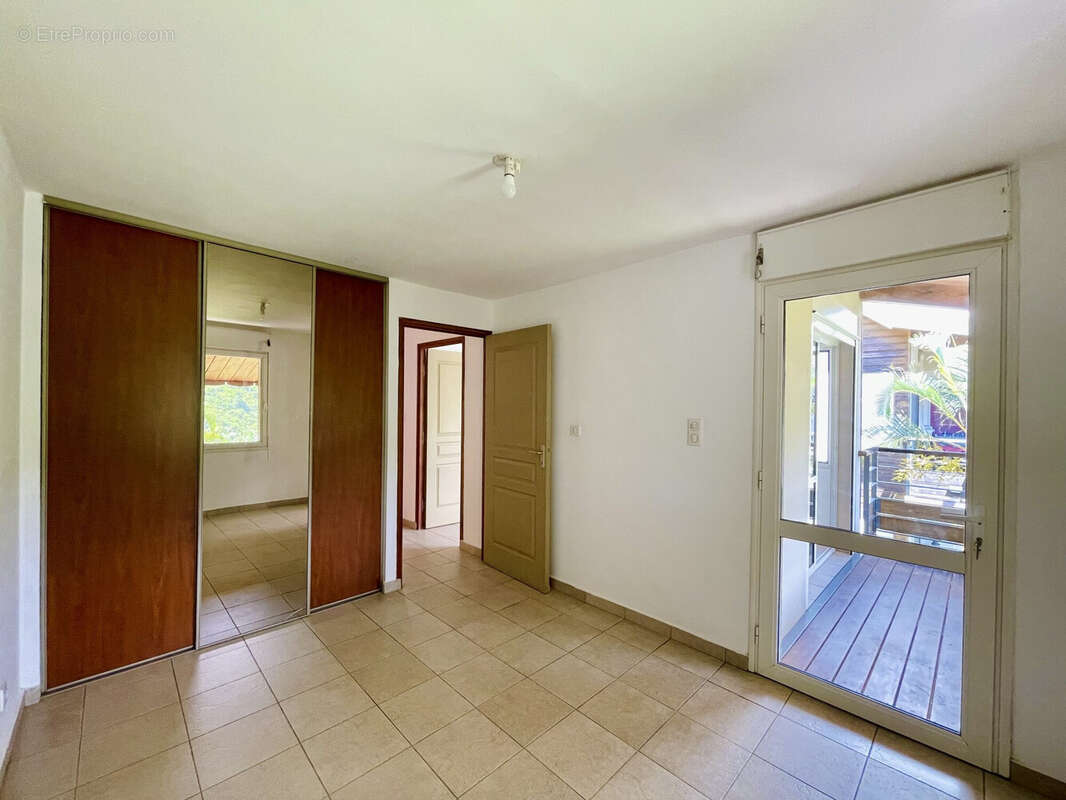 Maison à SAINT-DENIS