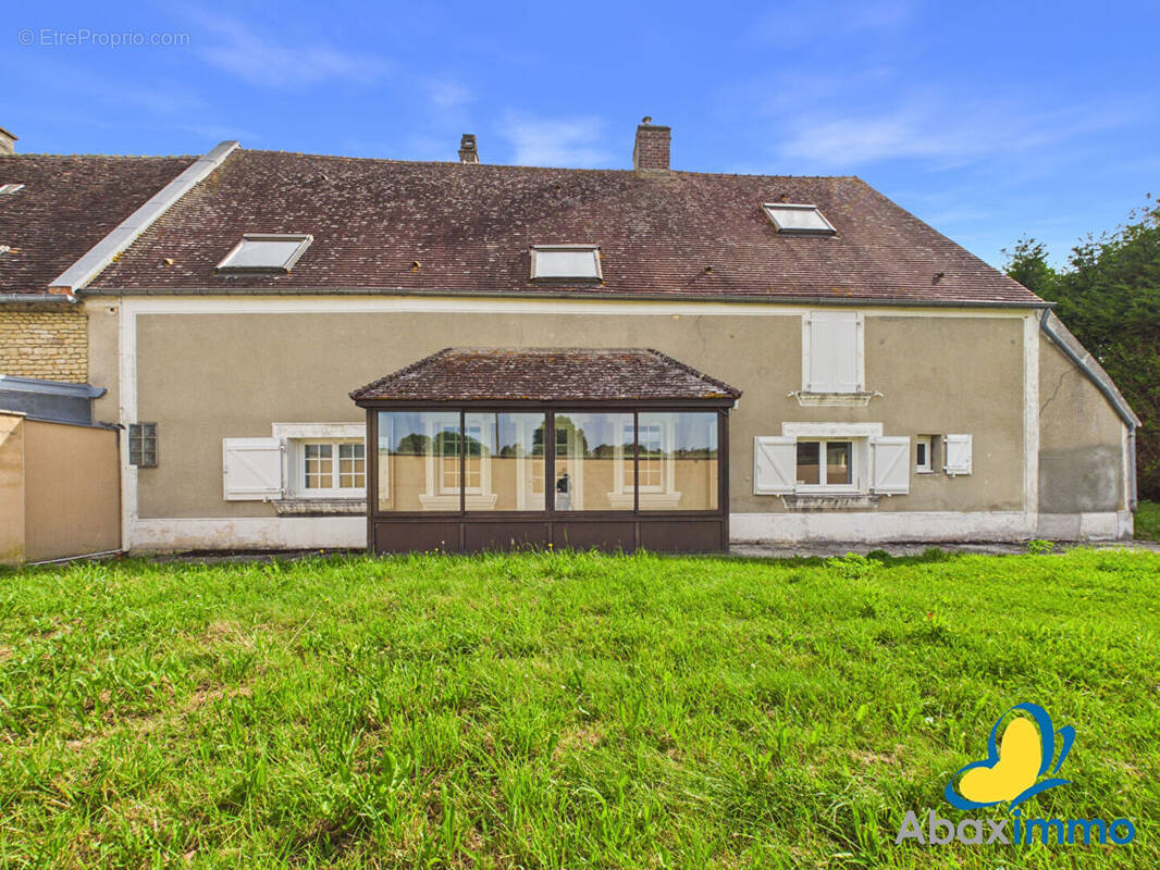Maison à BOISSEI-LA-LANDE