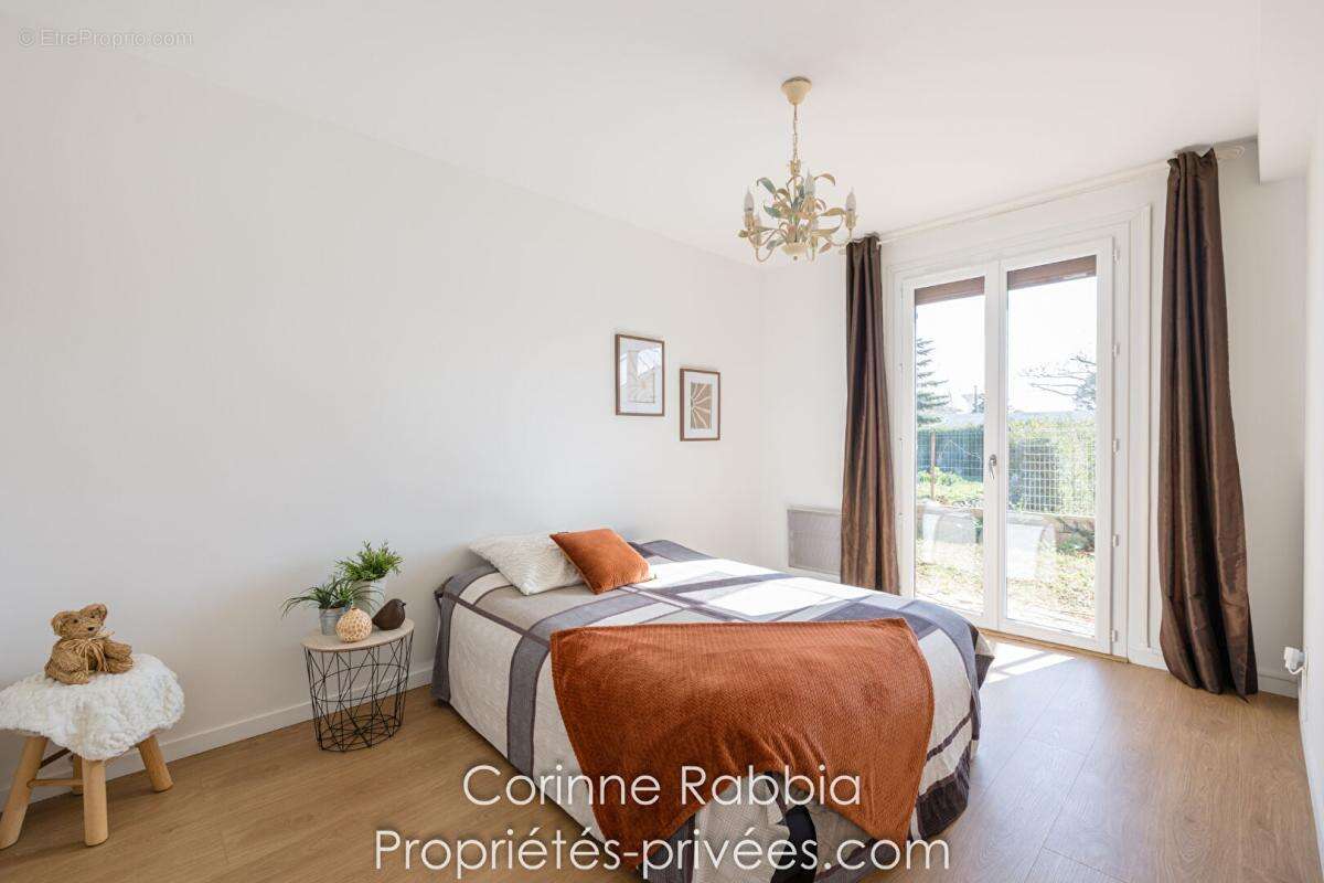 Maison à FENOUILLET