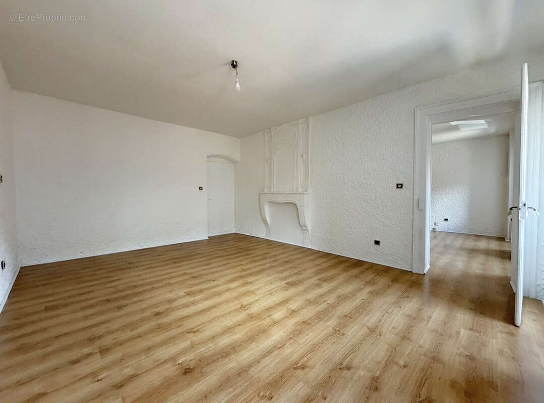 Appartement à TANINGES