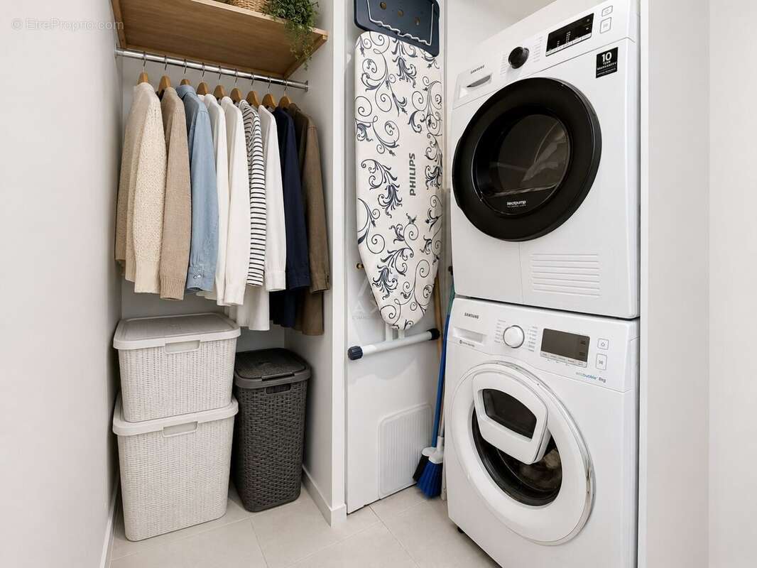 Appartement à COURBEVOIE