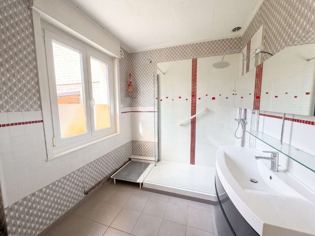 Maison à AIRE-SUR-LA-LYS