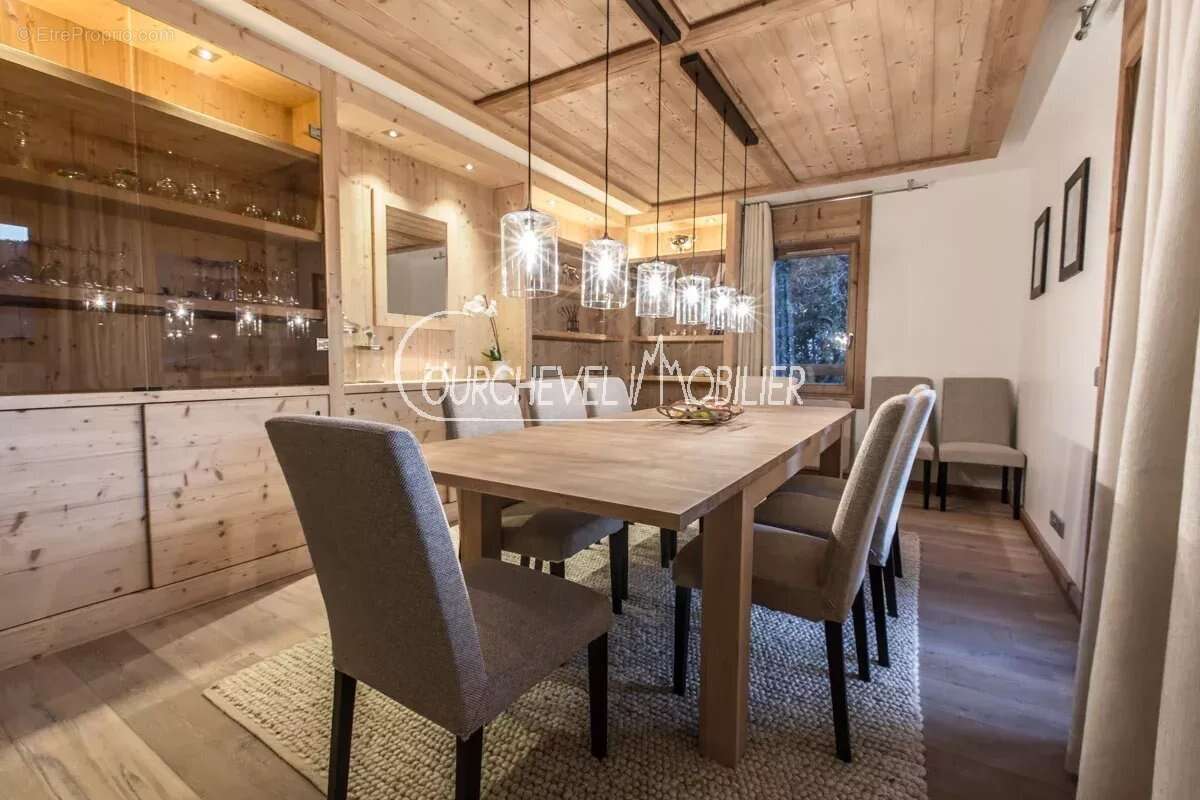 Appartement à LA PERRIERE