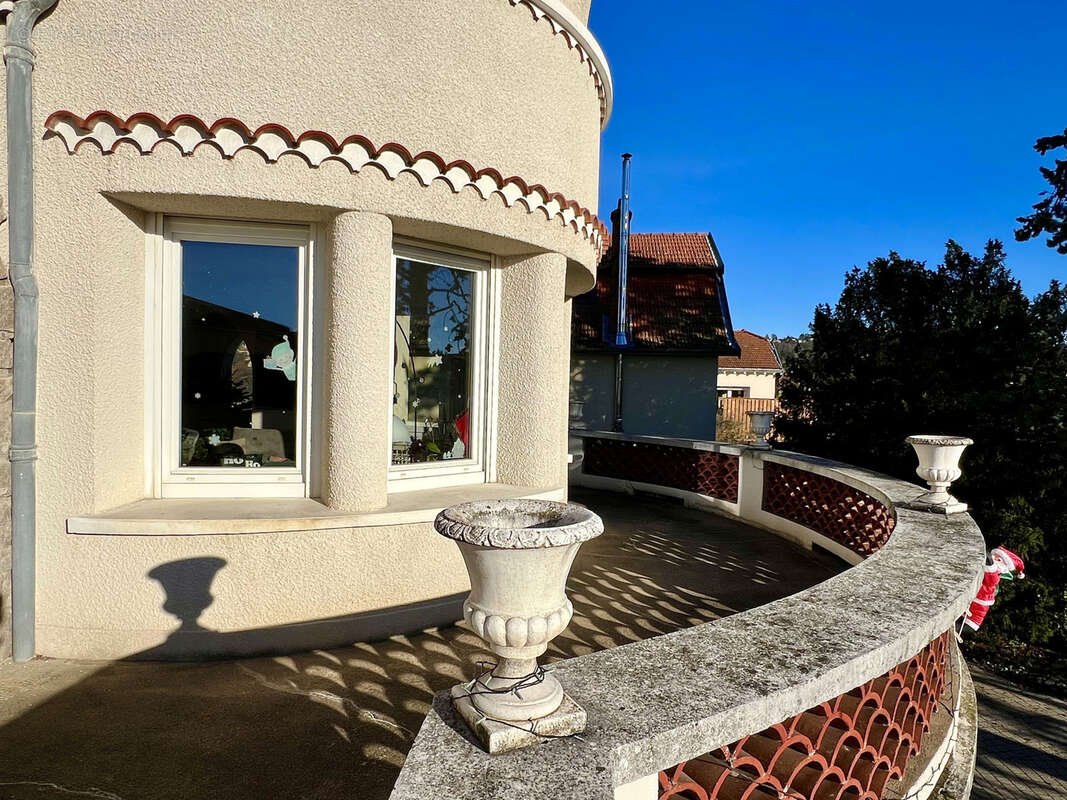 Maison à SAINT-JUST-SAINT-RAMBERT