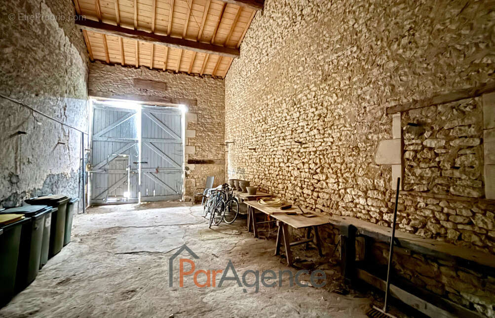 Maison à CORME-ECLUSE