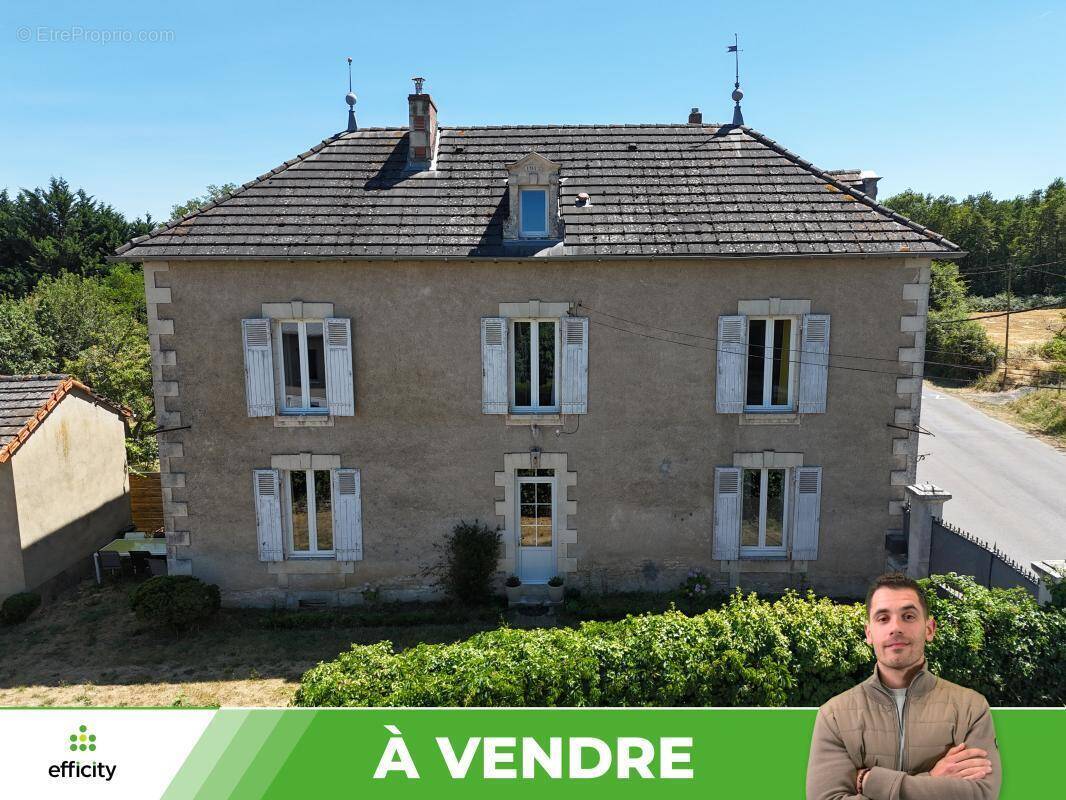 Maison à SAINT-MARTIN-L'ARS
