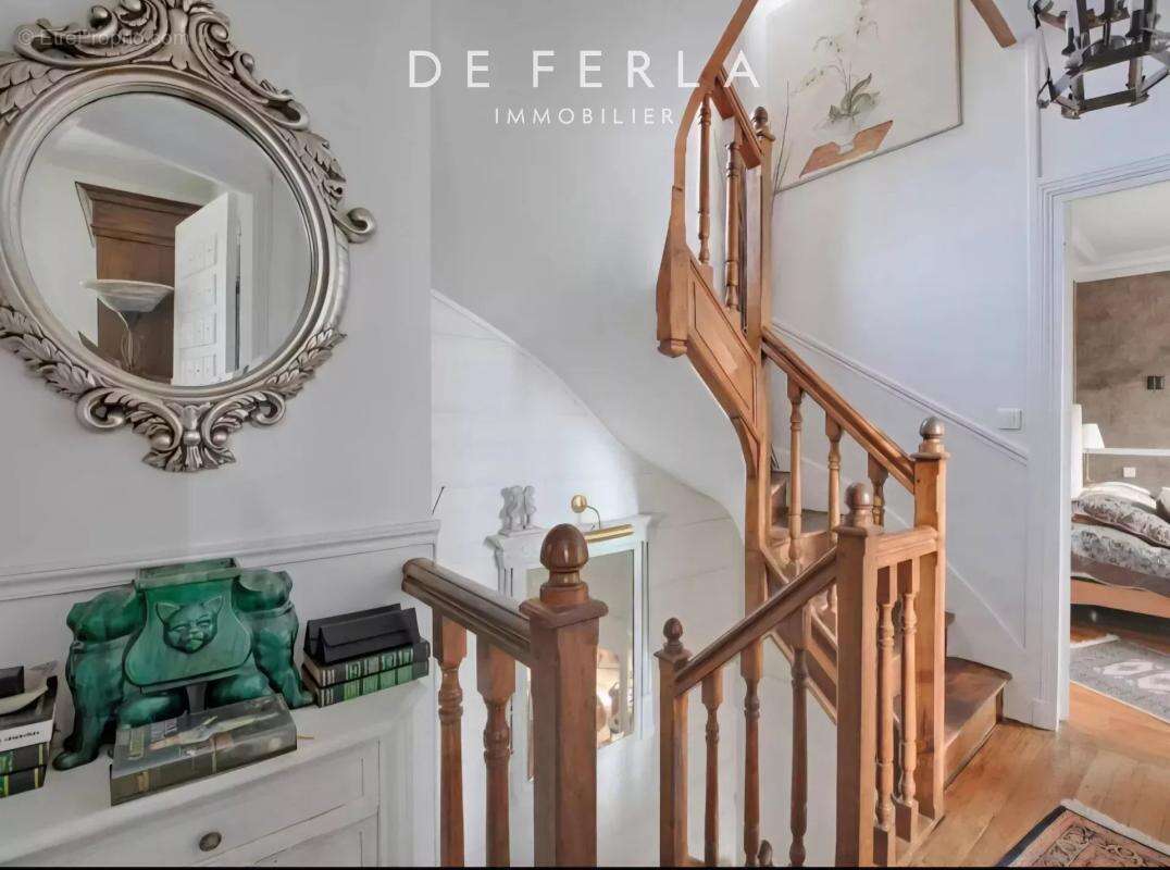 Maison à SAINT-MAUR-DES-FOSSES