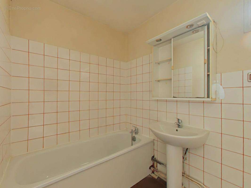 Appartement à SOUES