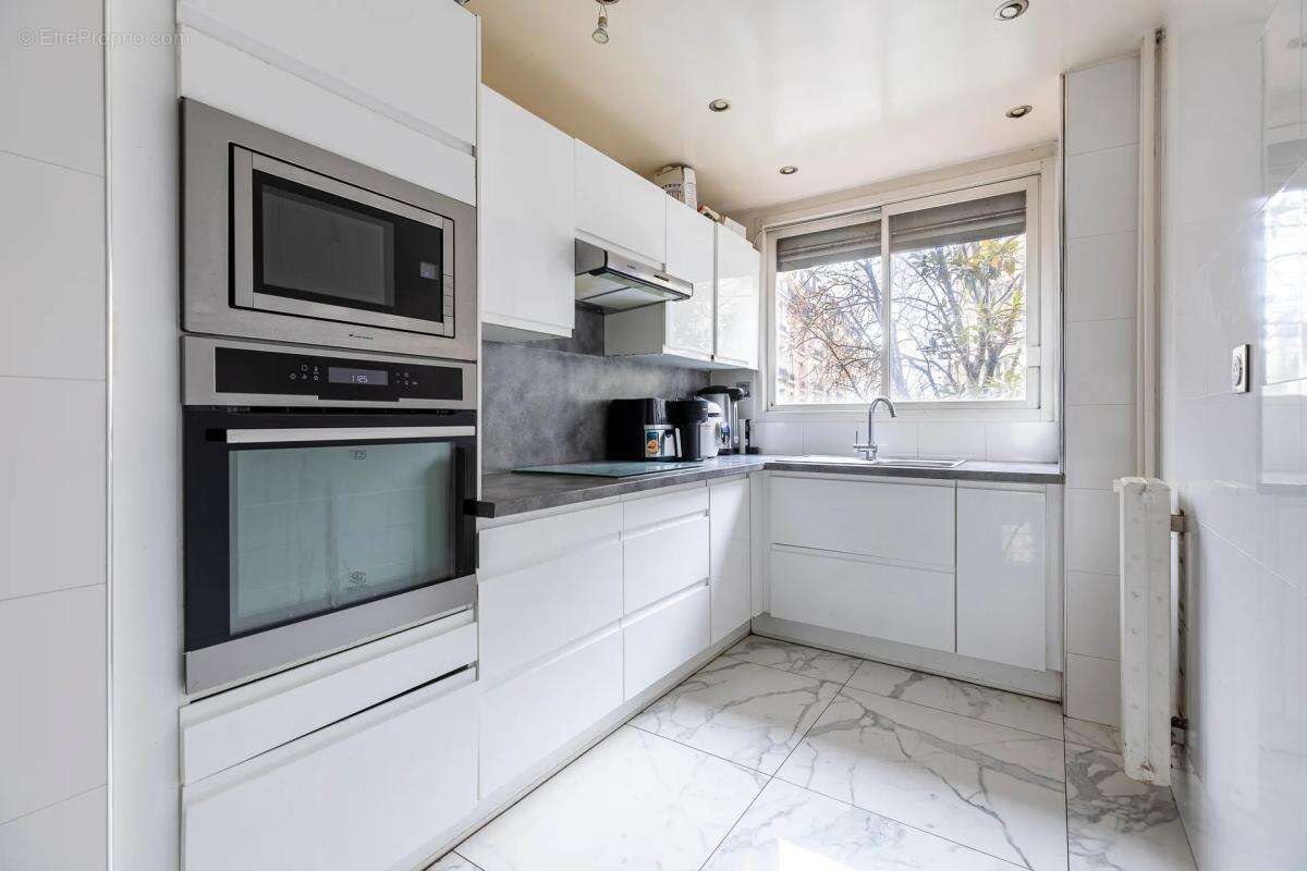 Appartement à PARIS-19E