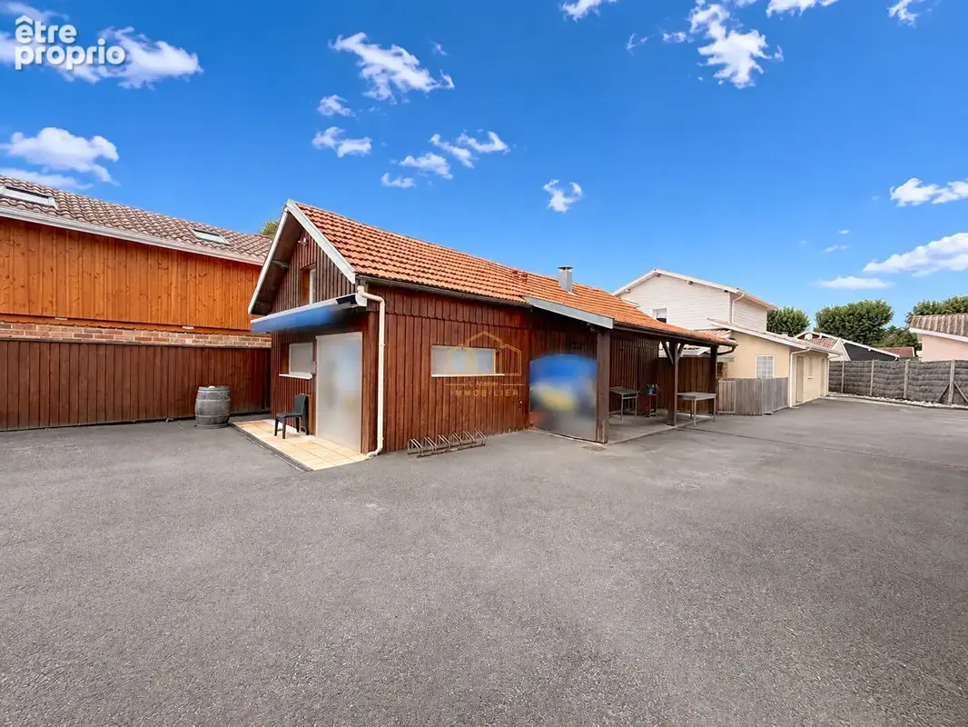Maison à vendre à Andernos-les-Bains avec local indépendant à deux pas de la plage - photo 4