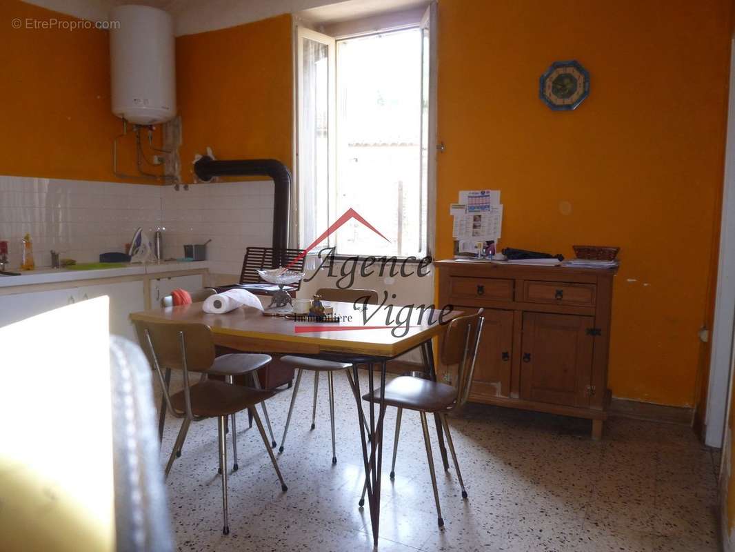 Maison à MOLIERES-SUR-CEZE