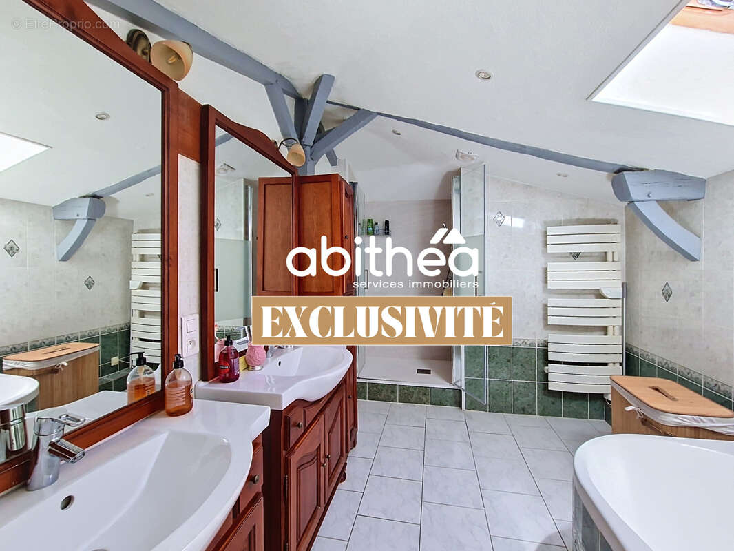 Exclusivité  Maison Charentaise  197m2 hab  5 chambres dont 1 suite  Garage  Dépendance  1350 m2 terrain - photo 19