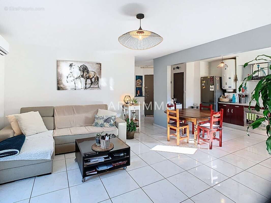 Superbe appartement t3 renove  a vendre au centre de cavaillon - photo 8